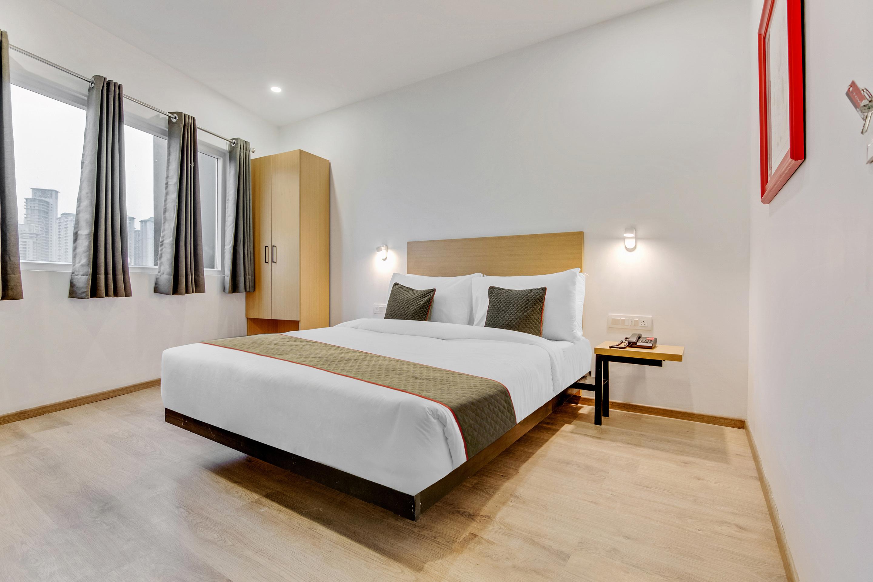 Townhouse Sector 49 Near Logix City Centre Noida Zewnętrze zdjęcie
