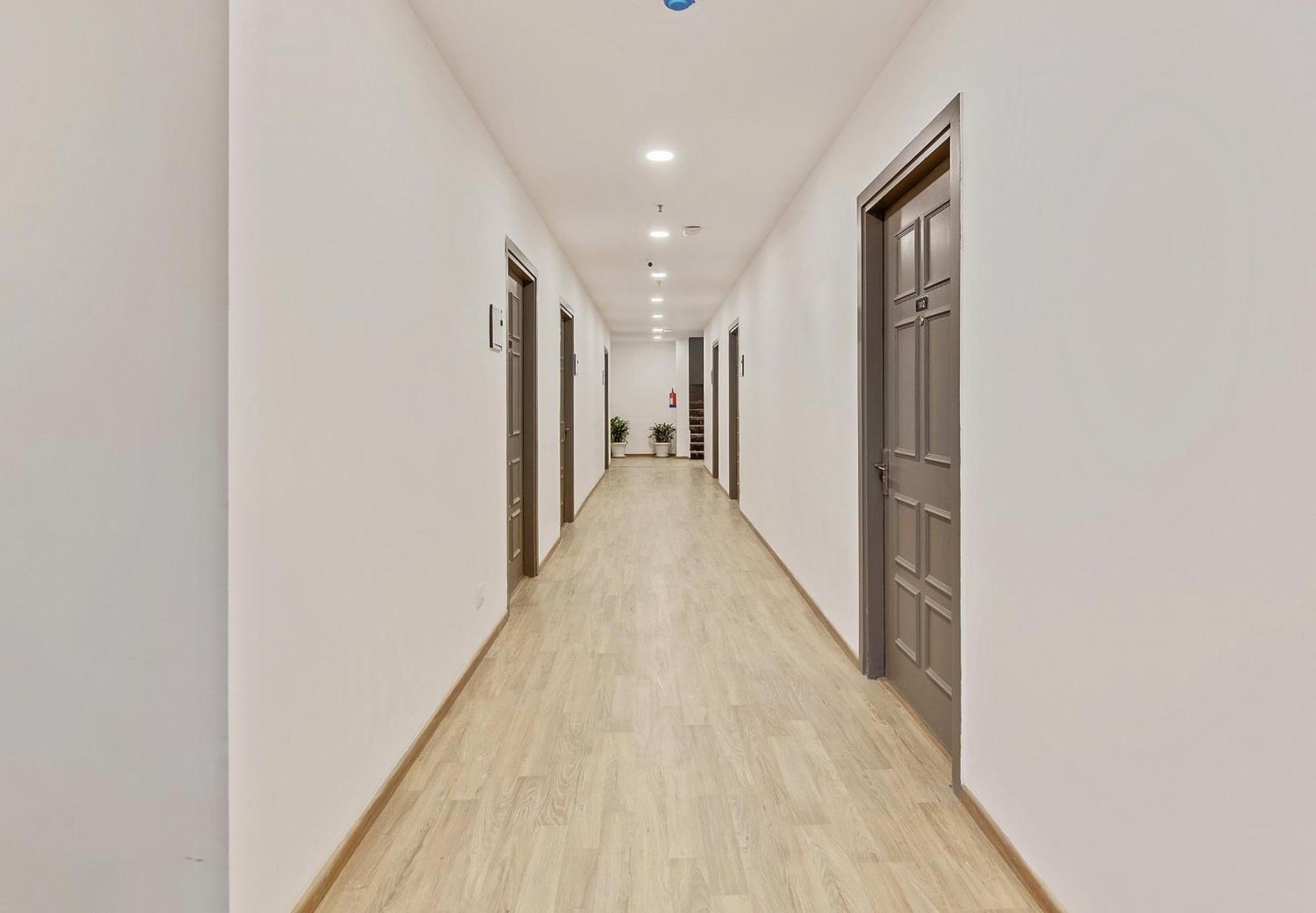 Townhouse Sector 49 Near Logix City Centre Noida Zewnętrze zdjęcie